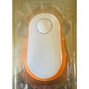 NIB Cook’s Essentials Auto Stop Safety Can Opener Orange